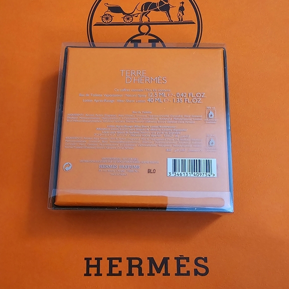 Terre D'Hermes By Hermes Gift Set EDT + Shave Kit For Men New! - Picture 4 of 4